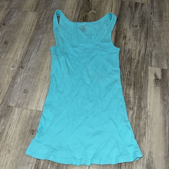 Old navy tank - Picture 1 of 1